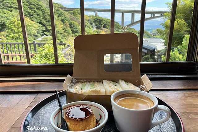 明礬温泉「岡本屋」で地獄蒸しランチ